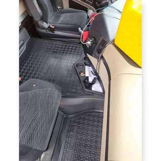 Килимки Мерседес actros 2011-2018 (не плоска підлога) борт 2,5см, з перемичкою салону Мукачево