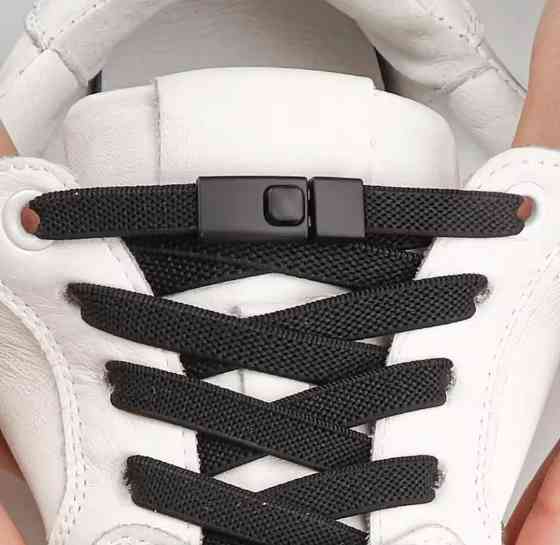 Еластичні шнурки без зав'язок з металевими застібками в колір Чорний Смела