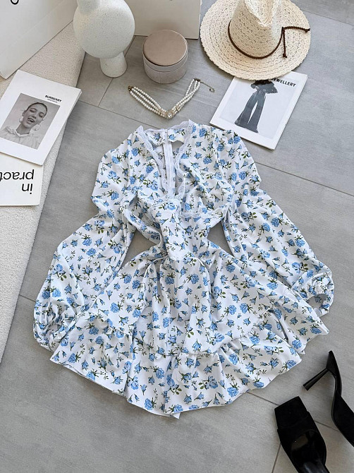 Женское романтичное мини платье в цветочный принт с кружевом софт / штапель 44/46, Голубой Одесса - изображение 7