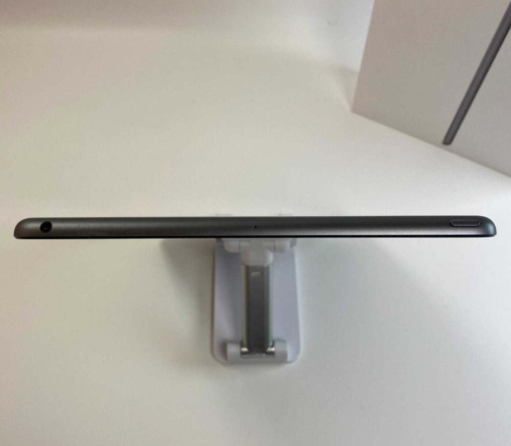 IPad 8 2020 32Gb Wi-Fi Space Киев - изображение 4