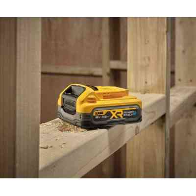 Акумулятор до електроінструменту DeWALT 18V XR Li-lon PowerStack 3.5Ah, вага 0.54 кг (DCBP318) Вінниця