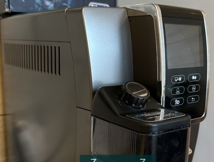 Кавомашина Delonghi Dinamica Plus. Київ - фото 1