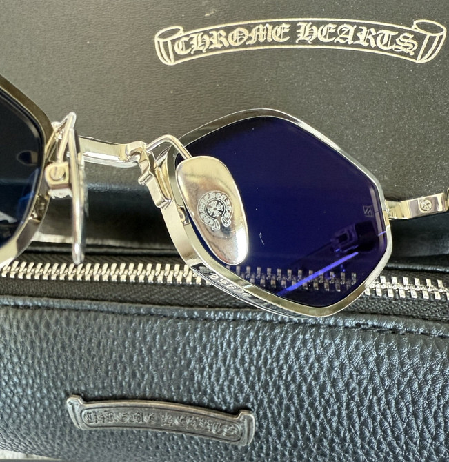 Сонцезахисні окуляри Chrome Hearts Київ - фото 3