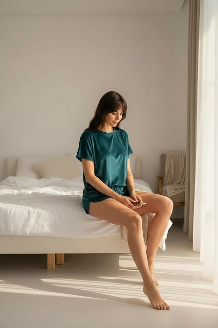 Пижама женская футболка + шорты из плюшевого велюра Зелёный M Харьков - изображение 7