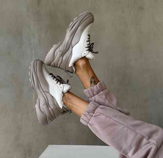 Molly Кросівки жіночі MOLLY 250 капучіно/білі (зима, шкіра натуральна) (5323) 37р.38р.39р. 39 Коломыя