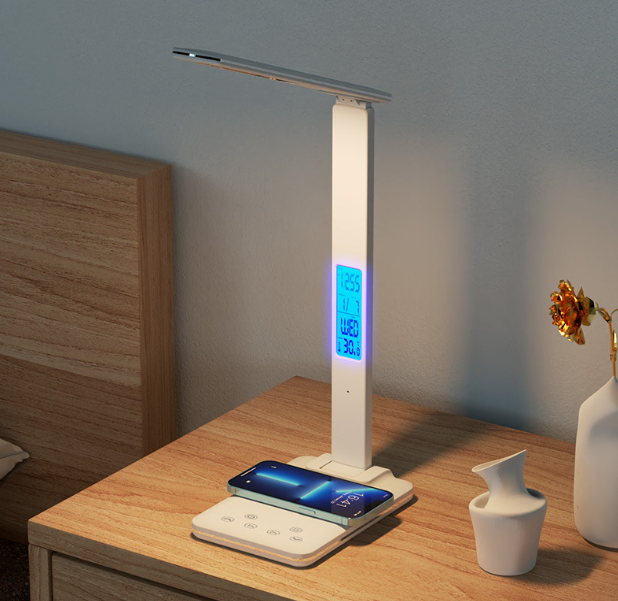 Настольная LED лампа с беспроводной зарядкой и будильником Киев - изображение 5