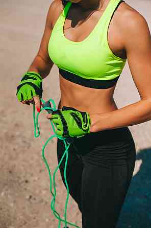 Скакалка PowerPlay 4204 Classic Jump Rope Зелена (2,7m.) Кам'янське