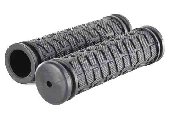 Грипсы (ручки руля)   черные, прямые, мягкие, ёлочка, длина 122 мм FLANB FL-424-1 Мукачево