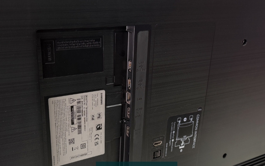 Телевізор Samsung QE50Q60AAU 50” 4K QLED Smart TV Київ - фото 4