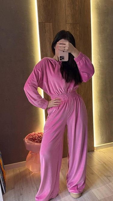 Жіночий стильний повсякденний комбінезон велюр плюш Барбі, 44/46 Одеса - фото 2