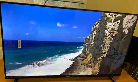 Телевизор: Безрамный, 4К Samsung TV 45