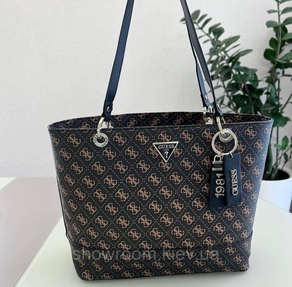 Жіноча сумка шоппер Guess (866530) коричнева Київ - фото 3