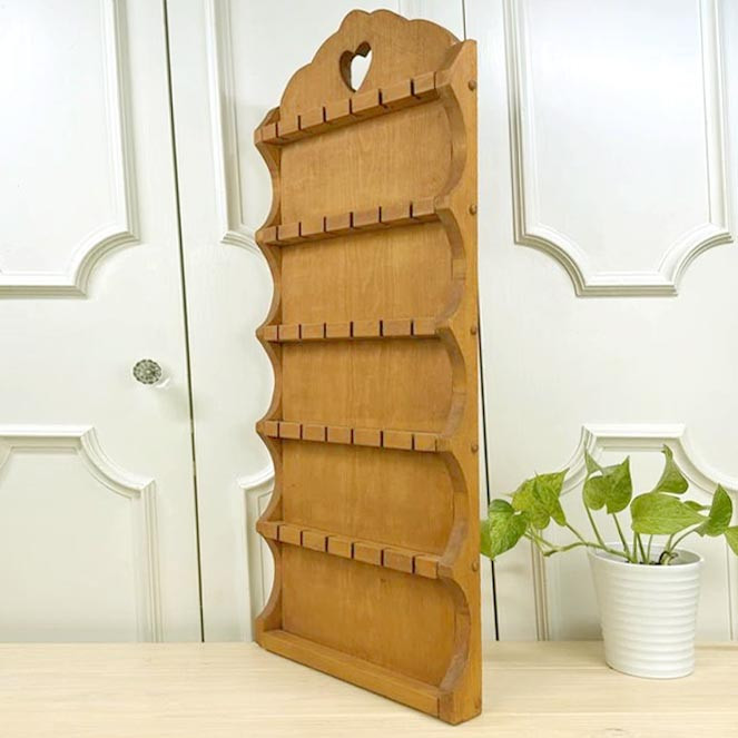 Полка для коллекции ложек 