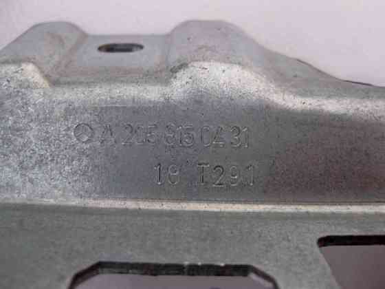 Mercedes-Benz  A2058150431 Кронштейн задньої правої стельової ручки C-Class W205 Одесса