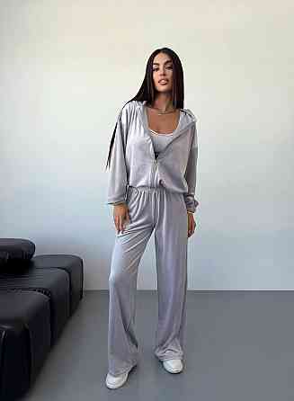 Женский стильный прогулочный костюм тройка: кофта топ и брюки из мягкого велюра Серый, 46/48 Одесса