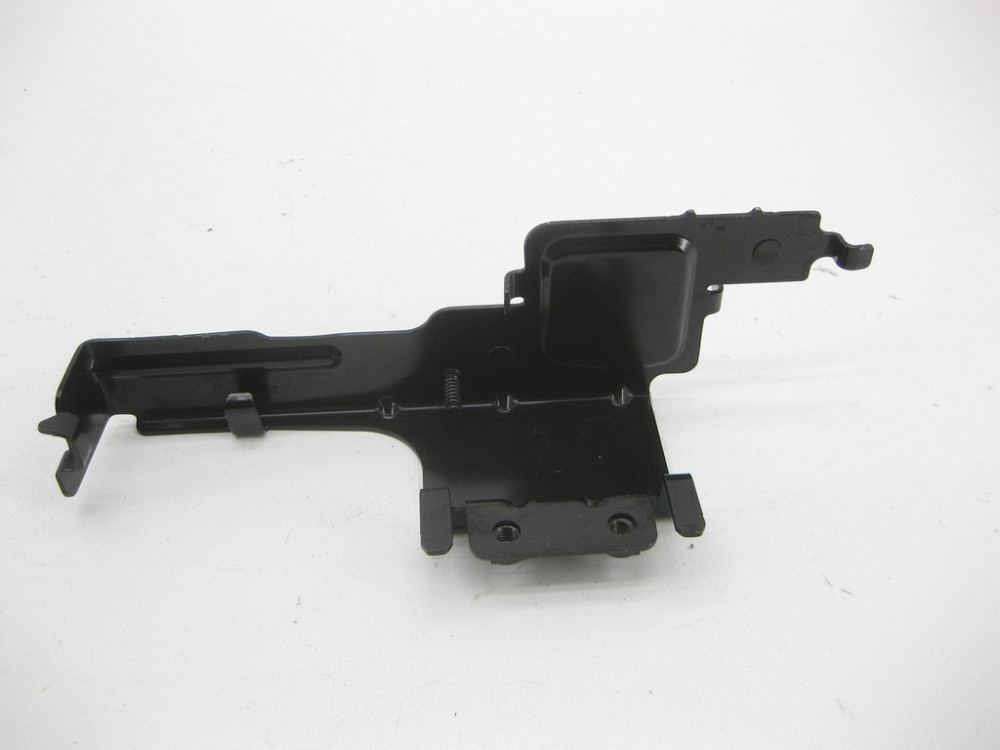 VAG  4M0907298K Кронштеїн блоку керування датчика Nox на розпірці кузова Одеса - фото 2