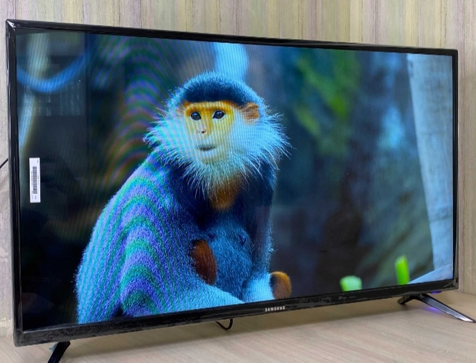 Крутой Телевизор: Samsung 39