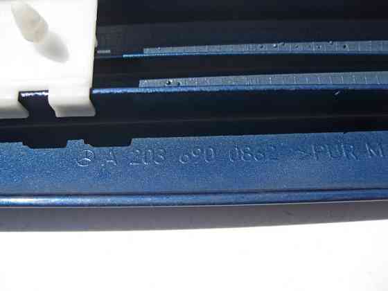 Mercedes-Benz  A2036900862 Молдинг заднього правого крила без хрому С-Class Sportcoupe C203 Одеса