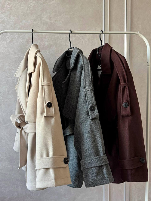 Женское короткое утепленное пальто оверсайз 42-46 Графит Одесса - изображение 10