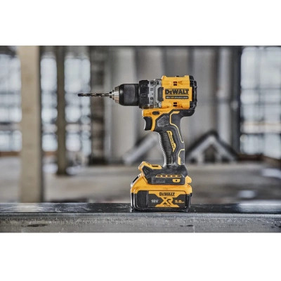 Шуруповерт DeWALT XR Li-Ion 18V 5Ah, 90 Нм, 0-650/0-2000 об/мин (DCD800P2T) Винница - изображение 4