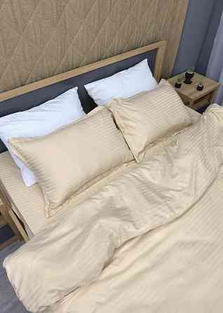 Комплект постільної білизни Страйп-сатин Двоспальний 180х220 з простирадлом на резинці Кремовий (88-102) Київ