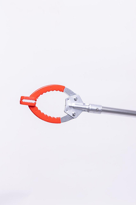 Зажим для мусора с длинной ручкой и резиновой кромкой Киев - изображение 4