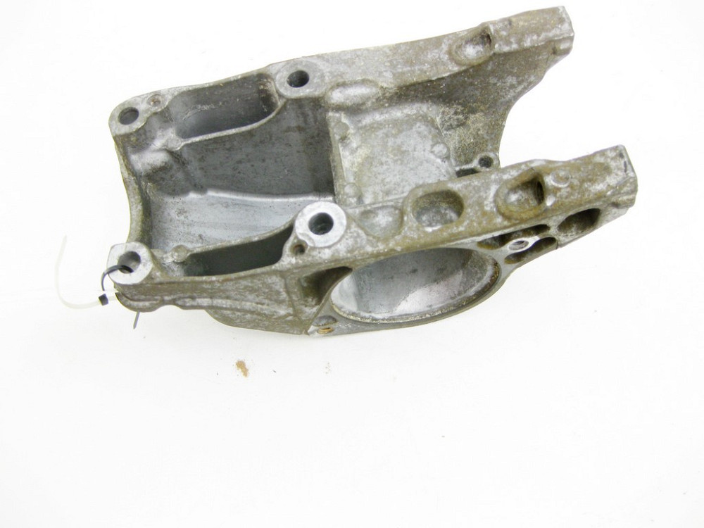 Mercedes-Benz  A2702230138 Кронштейн проміжного валу та півосі CLA C117 CLA Shooting Brake X117 GLA X156 A-class W176 B-class W242 B-class W246 Одесса - изображение 5