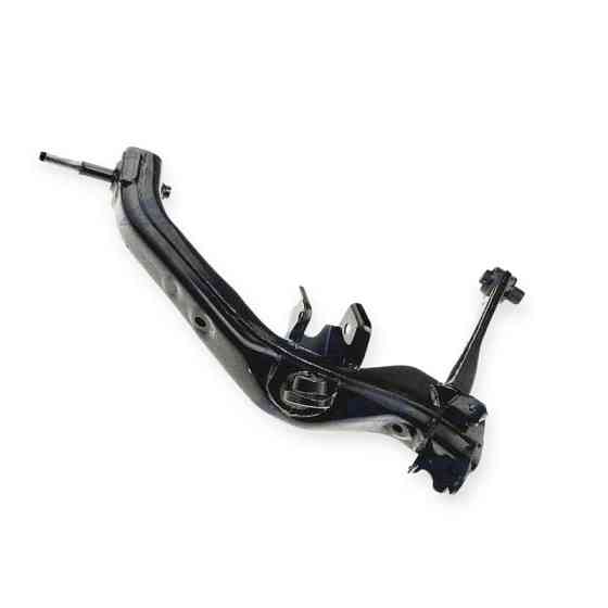 Важіль задньої підвіски автомобіль Тойота Avensis T25 03- лівий L Мукачево