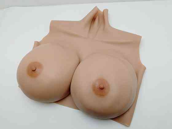 Реалістичні силіконові груди протез грудей 6 кг (Б клас) Луцьк