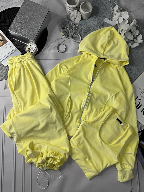 Женский стильный повседневный плюшевый костюм тройка Желтый, 46/48 Одесса - изображение 3