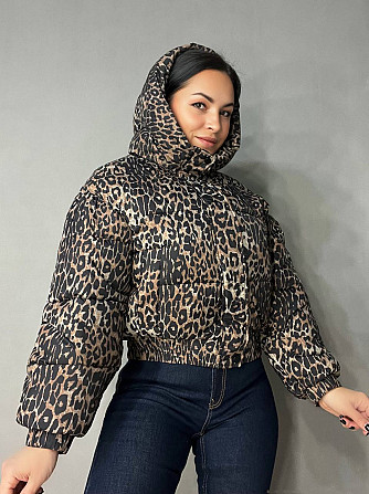 Куртка женская Lady Yep 9006 короткая с капюшоном леопардовый принт на резинке демисезонная темно-ко Одесса - изображение 6