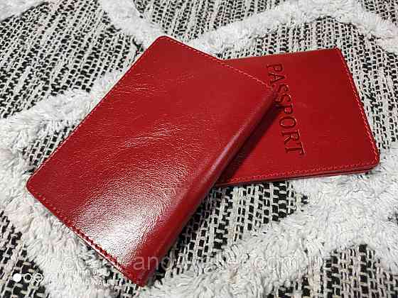 Красная женская кожаная обложка на паспорт ST Leather Киев