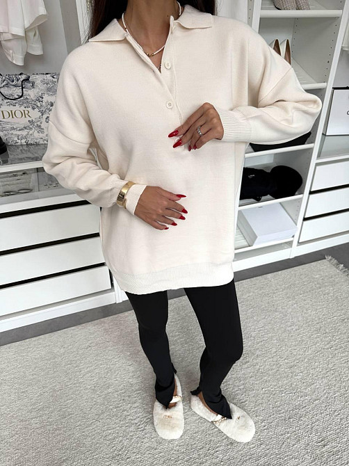 Стильный женский удлиненный оверсайз свитер с воротником поло Одесса - изображение 7