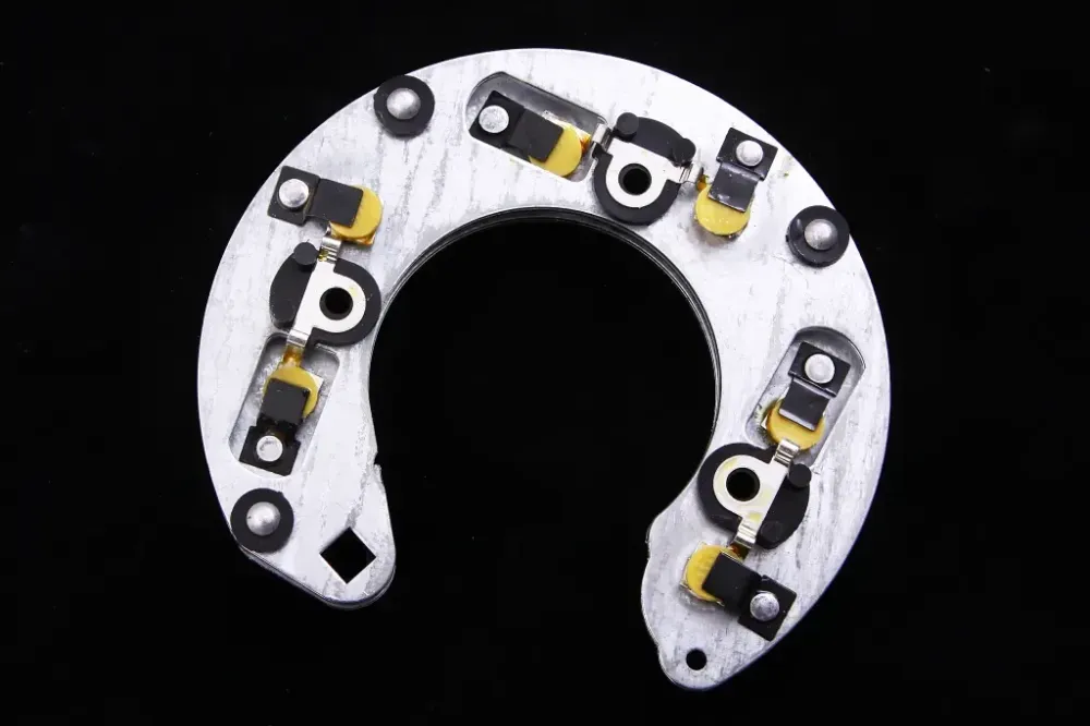 Диодний міст генератора 2101 ВТН Вінниця - фото 1