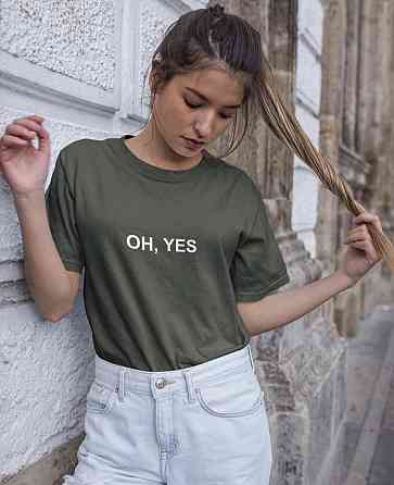 Мужская\Женская футболка с надписью OH,YES Черновцы