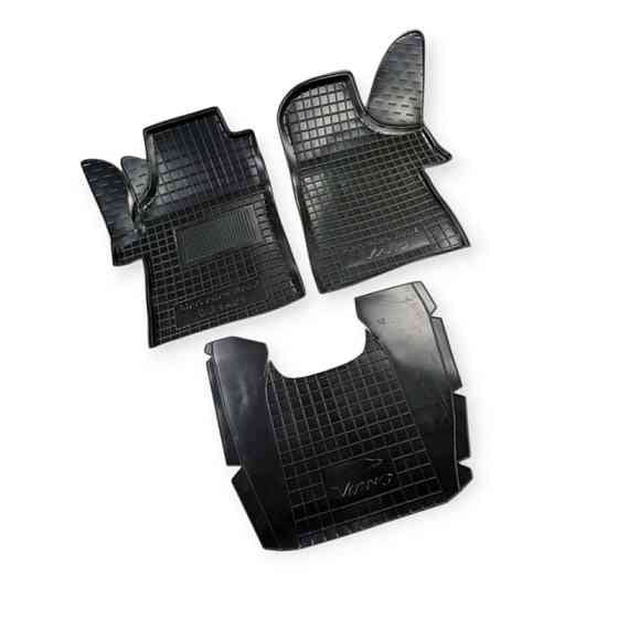 Коврики Мерседес viano 2007-> (long) салон з 2-х частей борт 2,5см, с перемычкой салона Мукачево