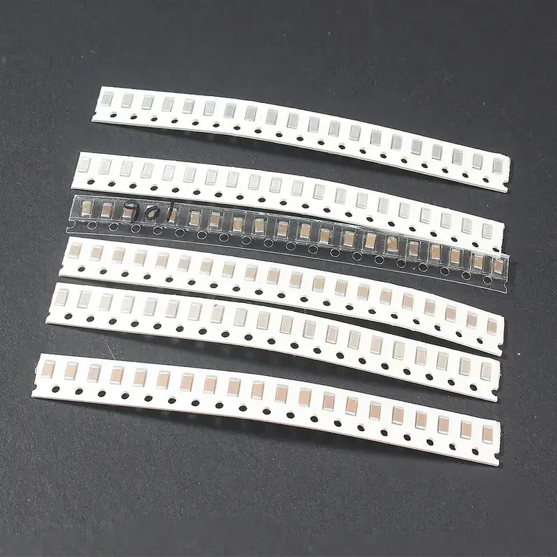 Набір керамічних конденсаторів SMD 720 шт, 1 пФ - 10 мкФ Київ - фото 5