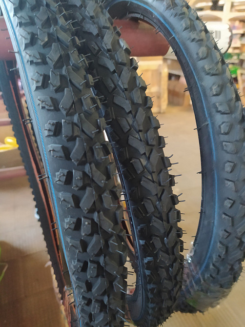 Велосипедная шина 20 * 1,75 47-406 протектор 517 шип -11 Мукачево - изображение 1