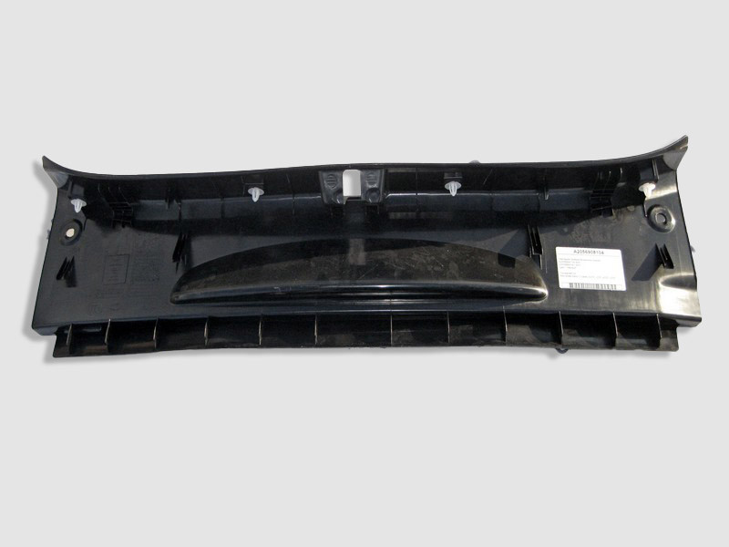 Mercedes-Benz  A2056908104 9051 Накладка отвору багажника нижня чорна C-Class W205 Одесса - изображение 2