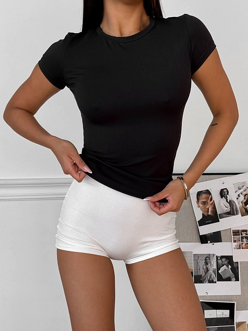 Жіночі базові еластичні шорти з якісної віскози Одеса - фото 1