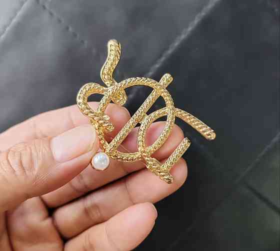 Брошка 