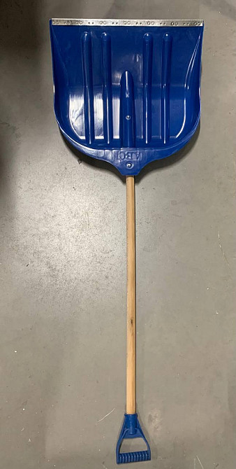 Лопата для уборки снега синяя 500х400 мм с черинком 1100 мм Ровно - изображение 1