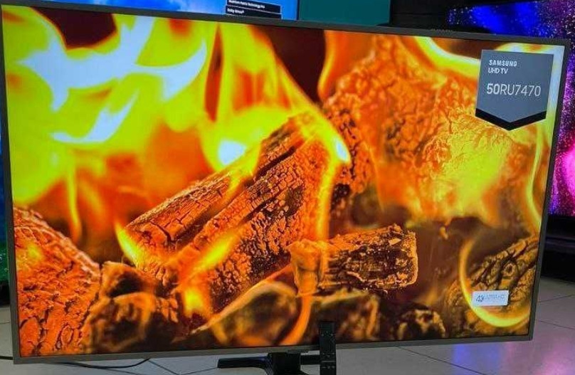 Телевізор Безрамний: 50" Smart 4K UHD Samsung 50RU7450. Харків - фото 3