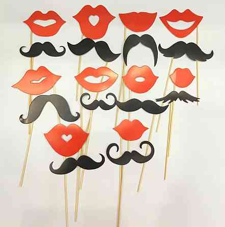 Фотобутафория для праздника губы усы 20 деталей one size черно-красный Киев