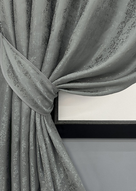 Комплект коротких штор VR-Textil Жакард Мармур Al1 № 1015ш Графітовий 130х170 см 2 шт (35-0208) Київ - фото 4