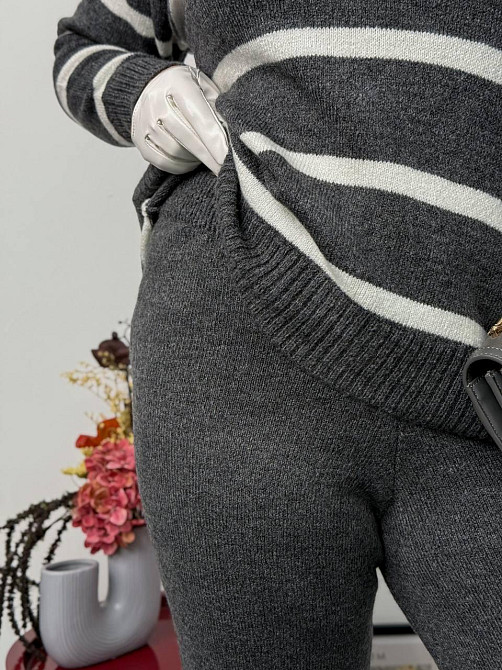 Женский теплый базовый костюм двойка: свитер и штаны машинная вязка с добавлением ангоры Одесса - изображение 10