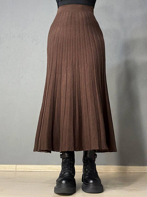 Спідниця жіноча My fashion 8893 в’язана довга максі пліссе трапеція коричнева, коричневий, one size Київ - фото 11