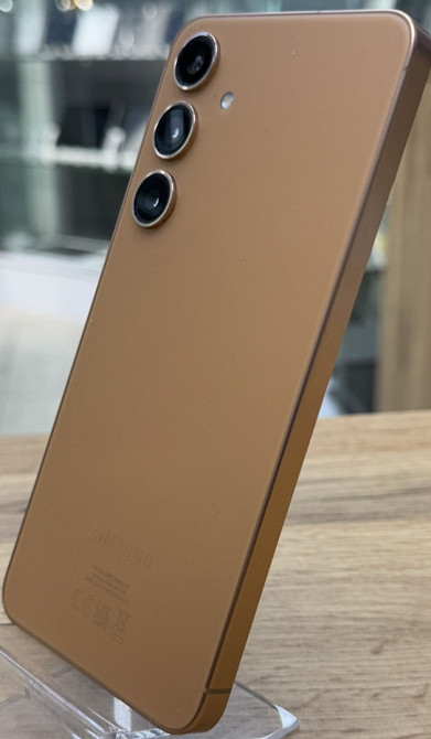 Смартфон Samsung s24 Plus 12/512Gb. Киев - изображение 5