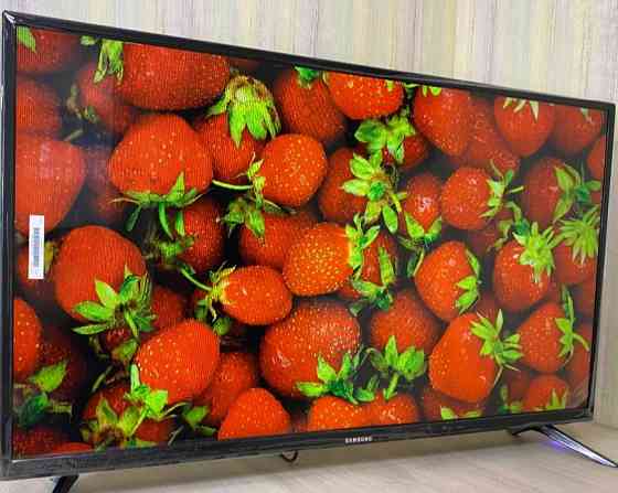 Тонкий Телевизор: Samsung Smart TV, 42