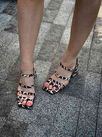 Roberto Netti Босоніжки жіночі леопардові світлі Roberto netti 2683/8, шкіряні / Стильні босоні Коломия